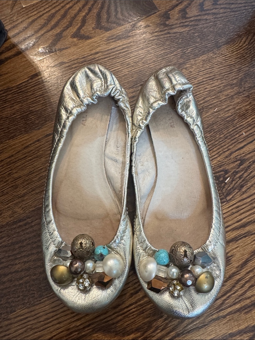 Metallic Gold Embellished Ballet Flats with Decorative Beading